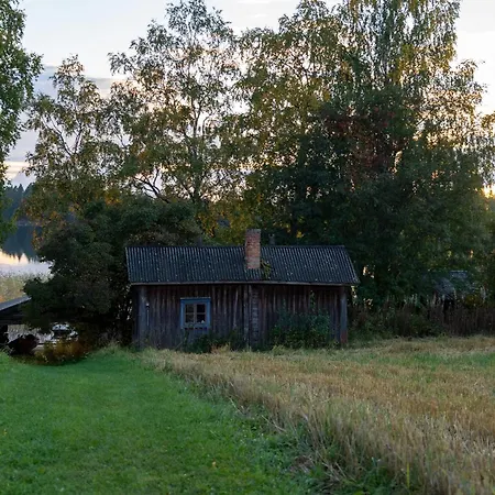 Perinnehirsitalo Chalet